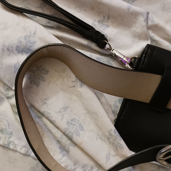 Vince Camaro belt/wristlet - Picture 4 of 4